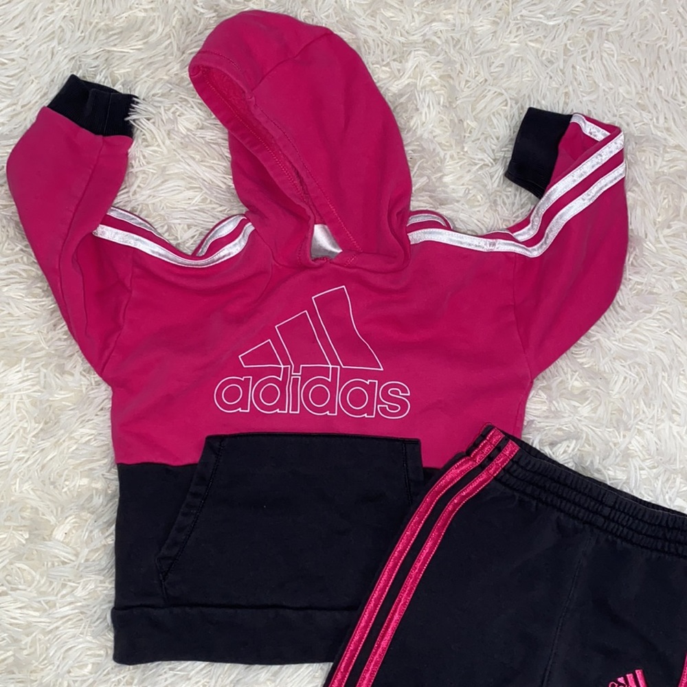 Adidas Sweatsuit